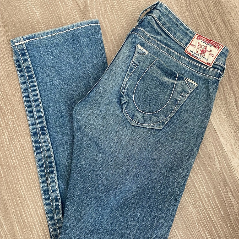TRUE RELIGION JEANS (26) SKINNY/STRAIGHT LEG STYLE